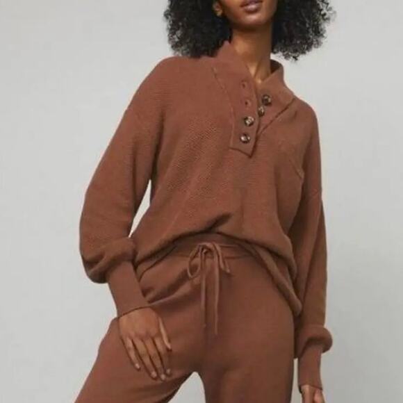 Lunya Cozy Cotton Silk Pocket Henley Pullover Sweater in Humble Brown Medium - Picture 1 of 11